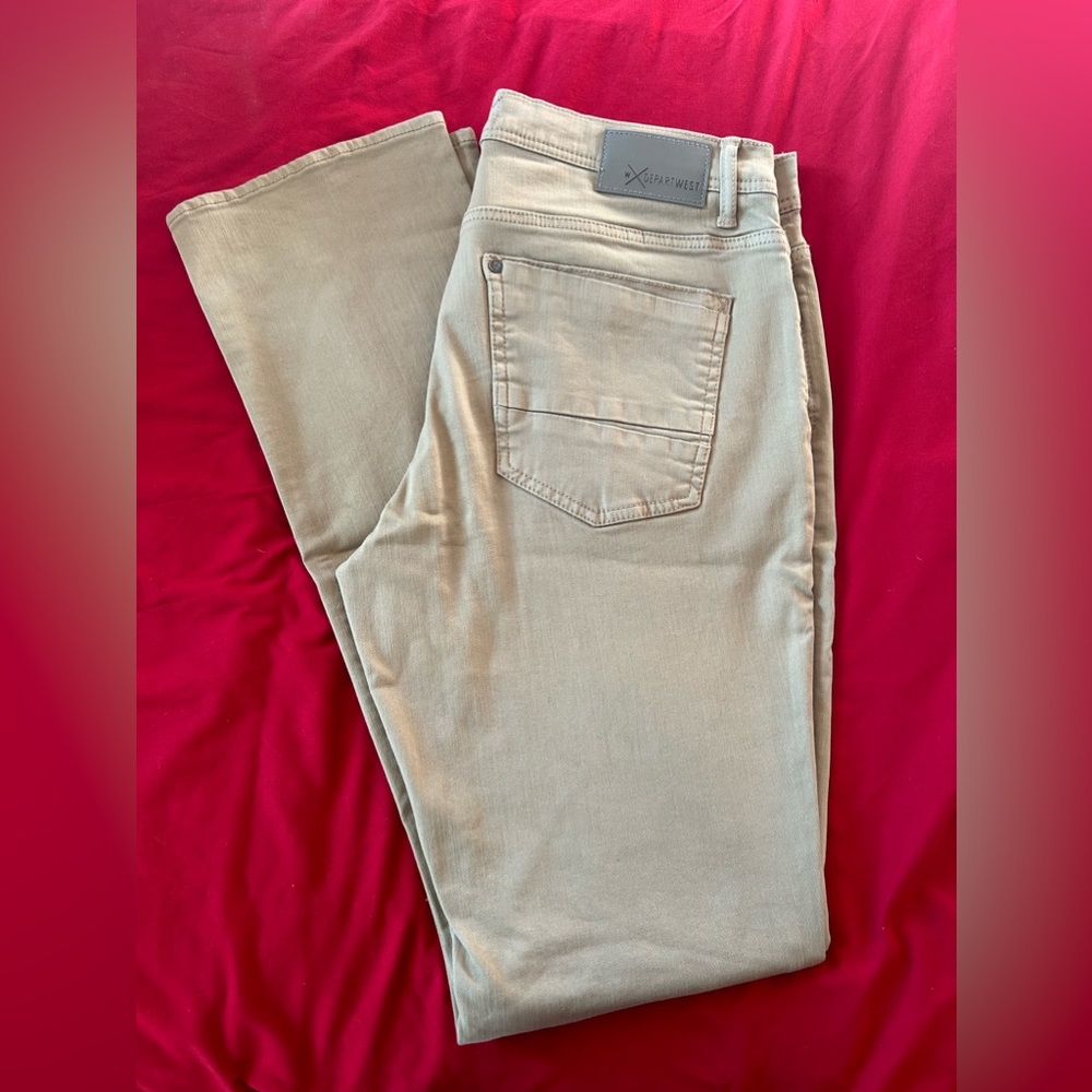 Men’s Departwest Seeker khakis